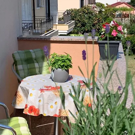 Close To Centre Daire Krk Town